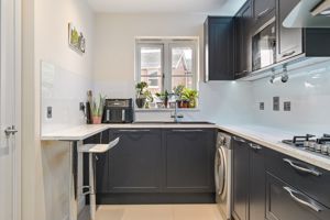 Newly Fitted kitchen- click for photo gallery